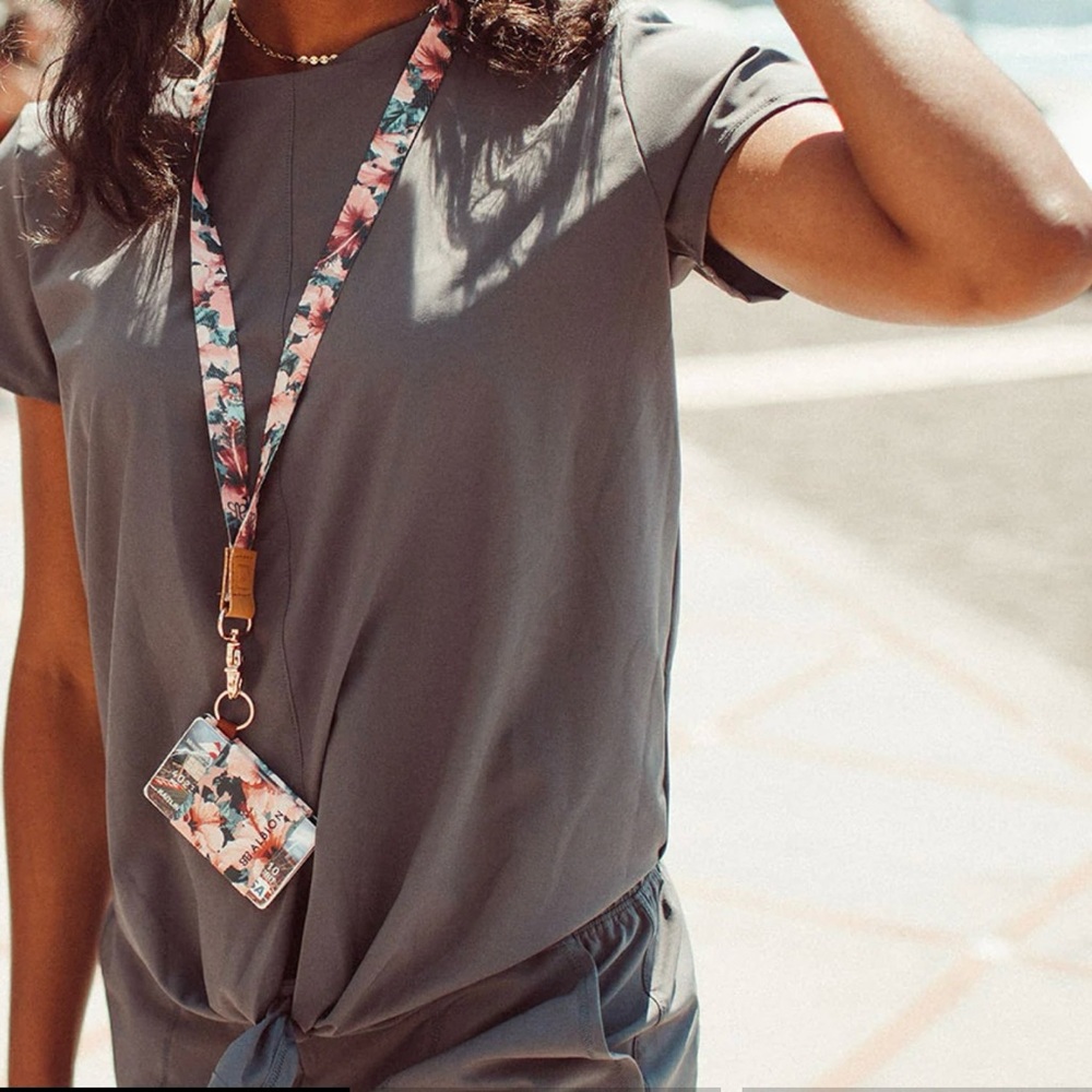 Albion Women's Front Tie Top Cobblestone Grey Small Sold Out‎